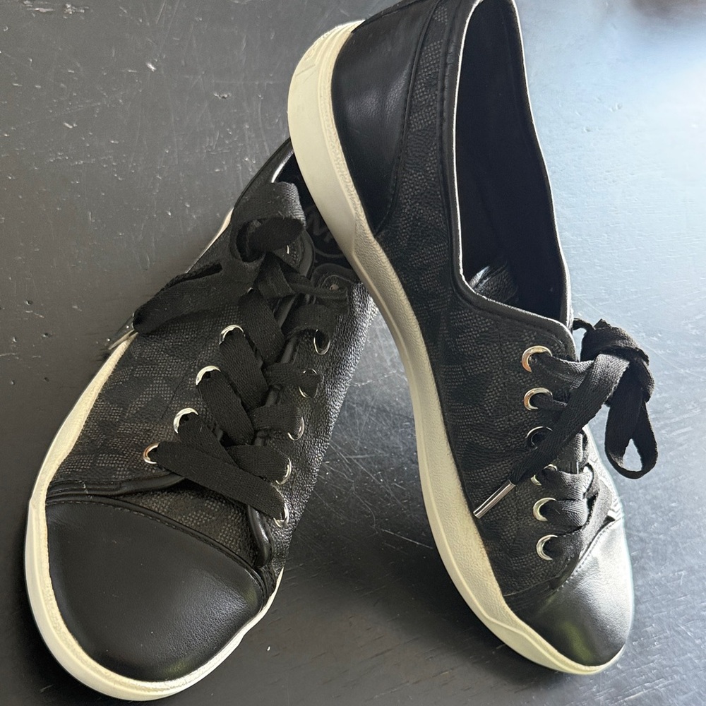 Michael Kors Black Leather Women’s Sneakers - Picture 2 of 6